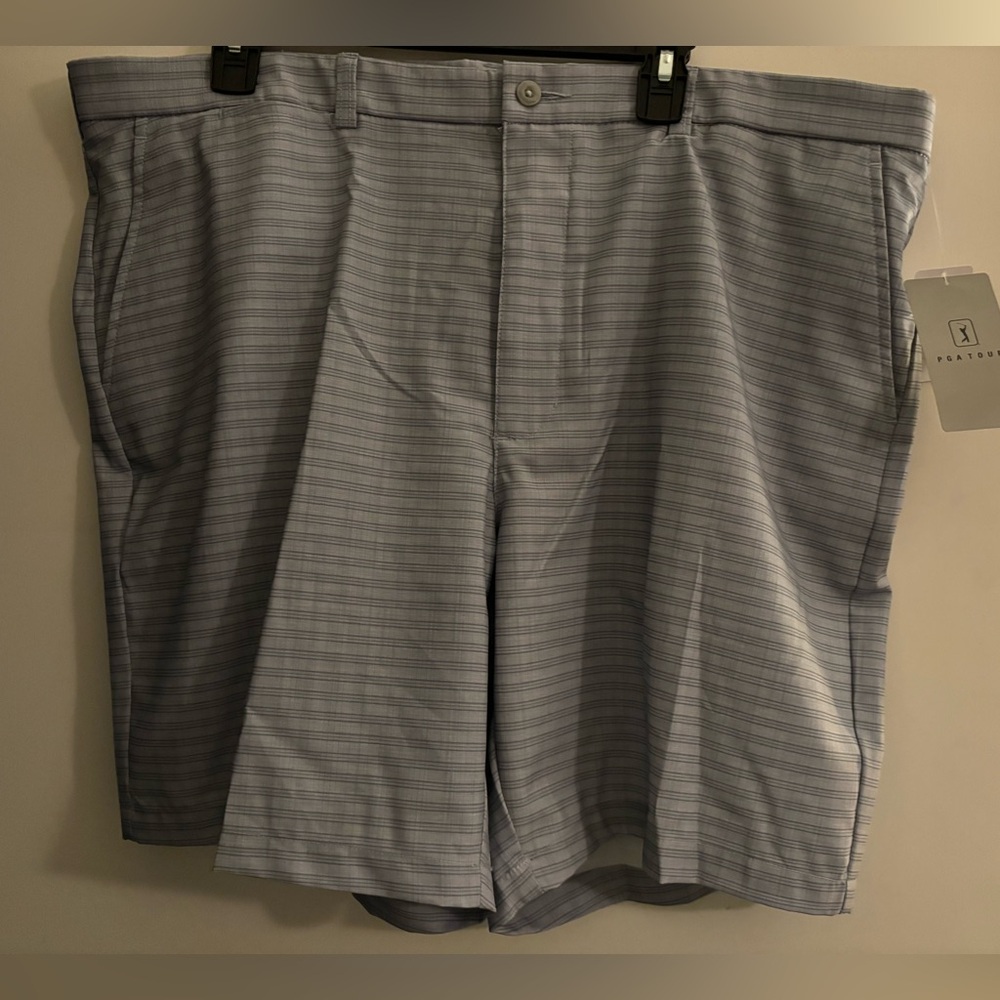 NEW Men’s PGA golf shorts size 42